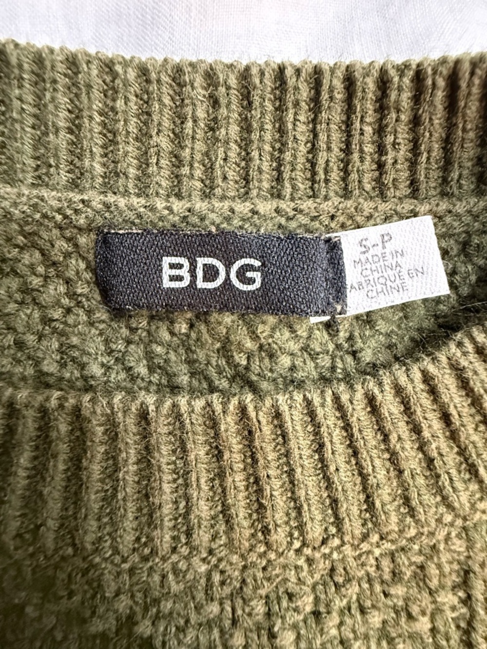 BDG Anthropologie Sweater Size S - Picture 3 of 4